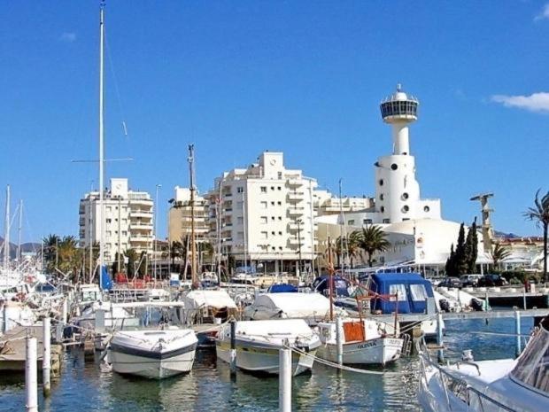 Sol 8-Studio In The Beach & Downton Empuriabrava Eksteriør billede